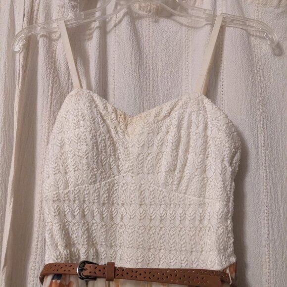 Lily Rose Spring Dress - Picture 3 of 4